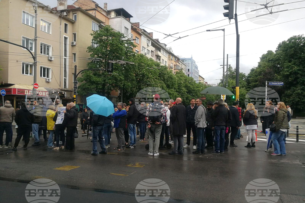 Протест срещу промяната на организацията на движението в района на НДК
