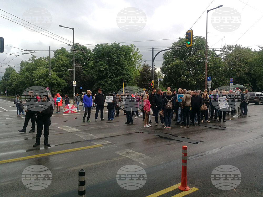 Протест срещу промяната на организацията на движението в района на НДК