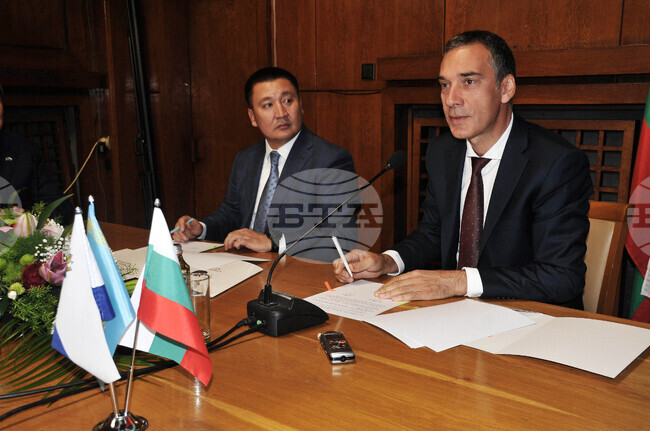 Бургас - Павлодар - побратимяване