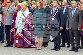 Велико Търново - Независимост - поднасяне на цветя - шествие