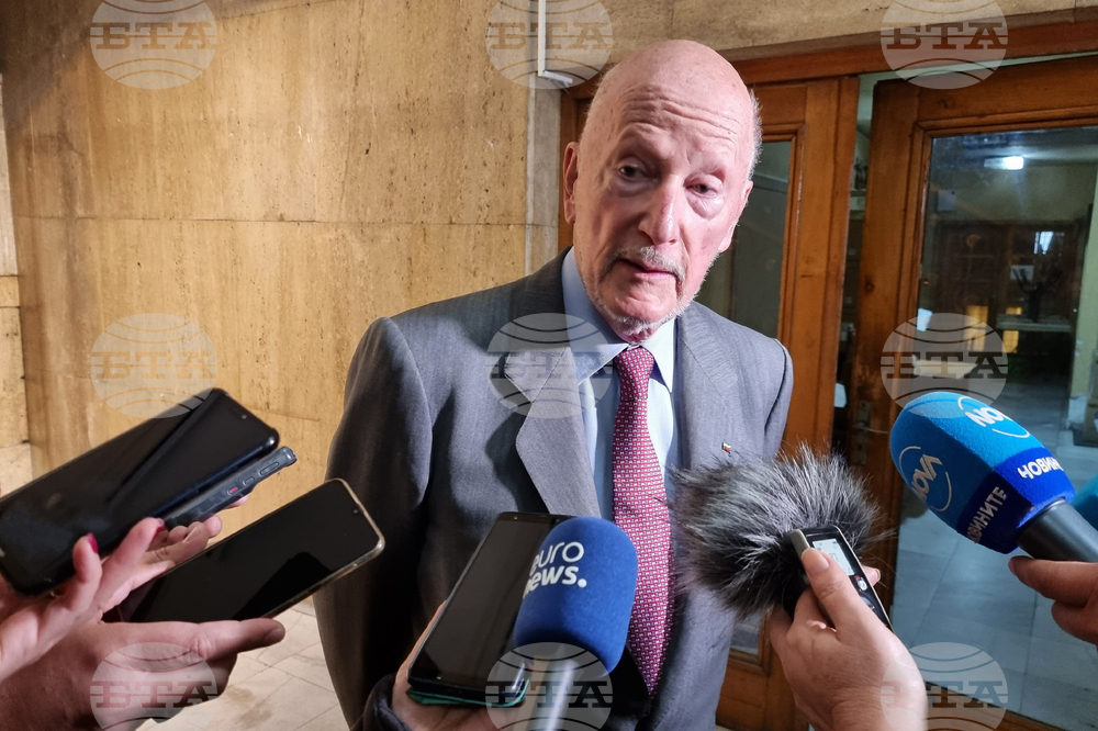 Велико Търново - Симеон Сакскобургготски - дискусия