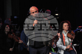 Бургас - концерт  “Пеещи артисти”