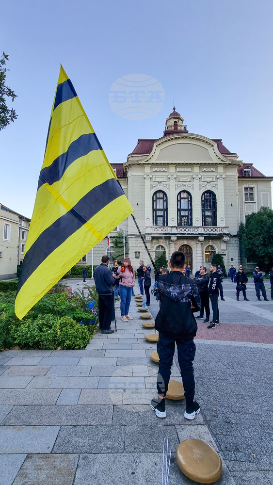 Заради протест на футболни фенове спират движението по централни булеварди утре в Пловдив