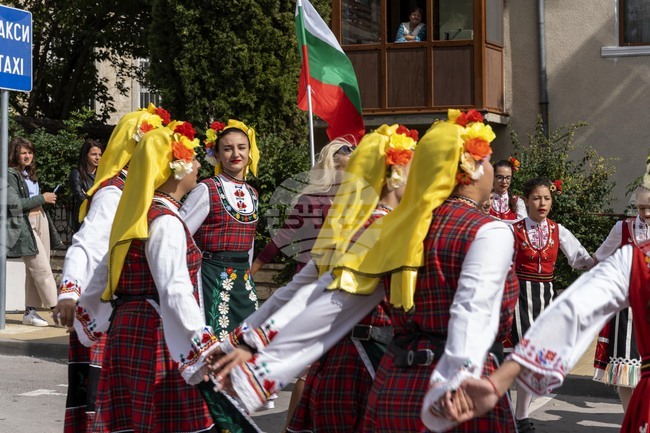 Балчик - фолклорен фестивал - "Море от ритми"