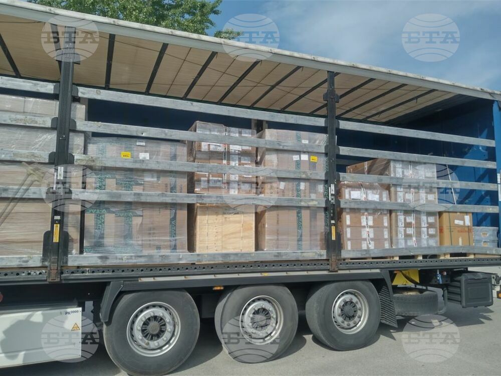 Митнически служители задържаха над 280 000 къса цигари в товарен автомобил в района на Дунав мост – Видин