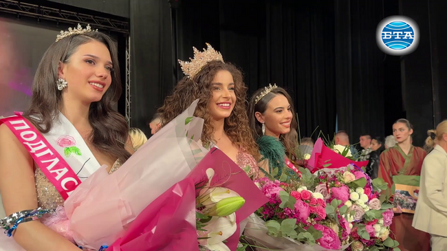 Неделина Неделчева е 56-ата Царица Роза на Казанлък