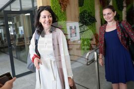 Бургас - Регионална библиотека "Пейо К. Яворов" - посещение от Европейската комисия