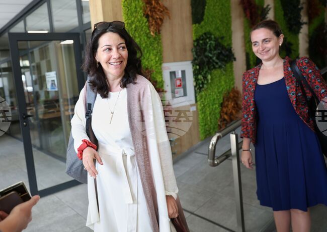 Бургас - Регионална библиотека "Пейо К. Яворов" - посещение от Европейската комисия