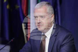 МВнР - Иван Кондов - брифинг
