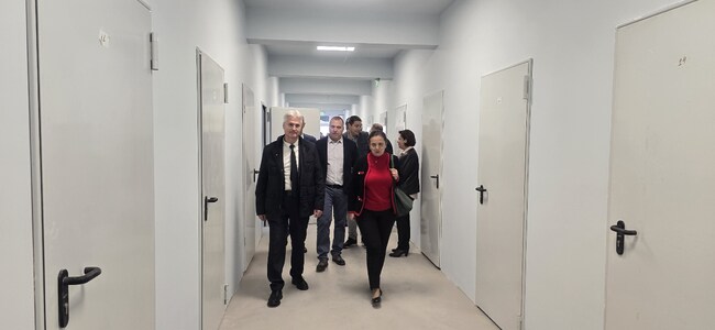 Министърът на правосъдието Мария Павлова инспектира ремонтните дейности по новото затворническо общежитие в Пловдив