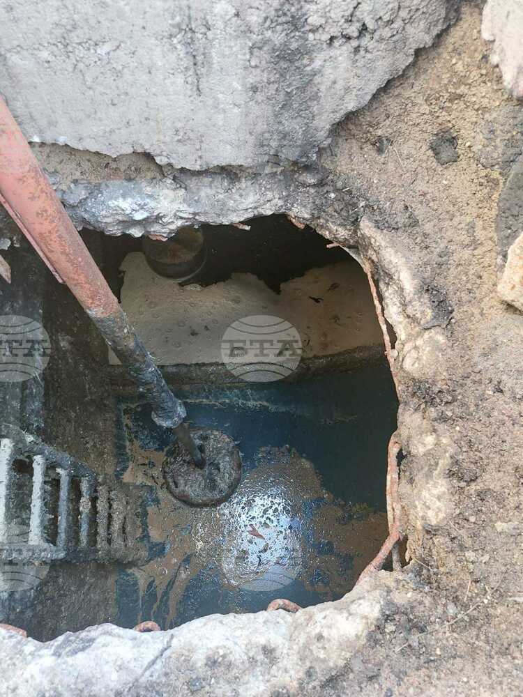 Екип на екоинспекцията в Русе извърши извънредна проверка на фирма в града заради сигнали за миризми