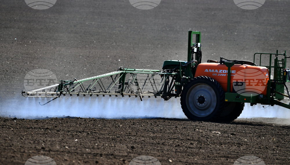 Земеделските стопани получиха над 1,6 млн. лева втори транш по схемата за зимни пръскания