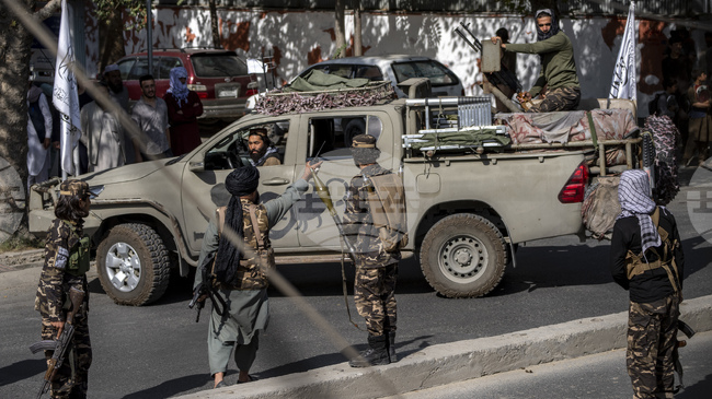Няколко души загинаха при взрив в хотел в Кабул, съобщиха властите