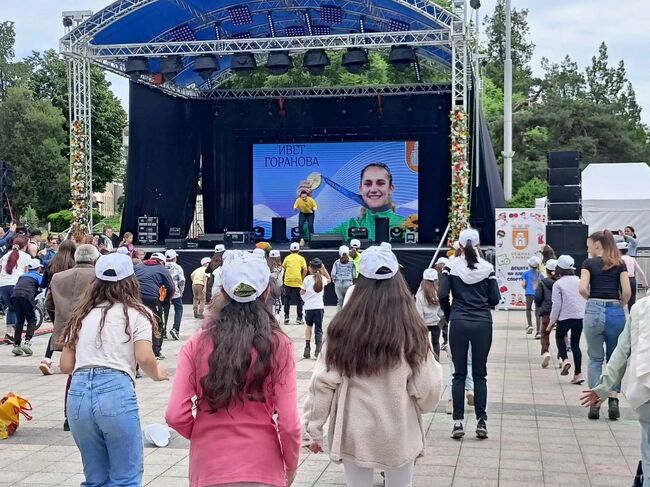 Община Плевен: Олимпийската ни шампионка Ивет Горанова с открита тренировка за малки и големи