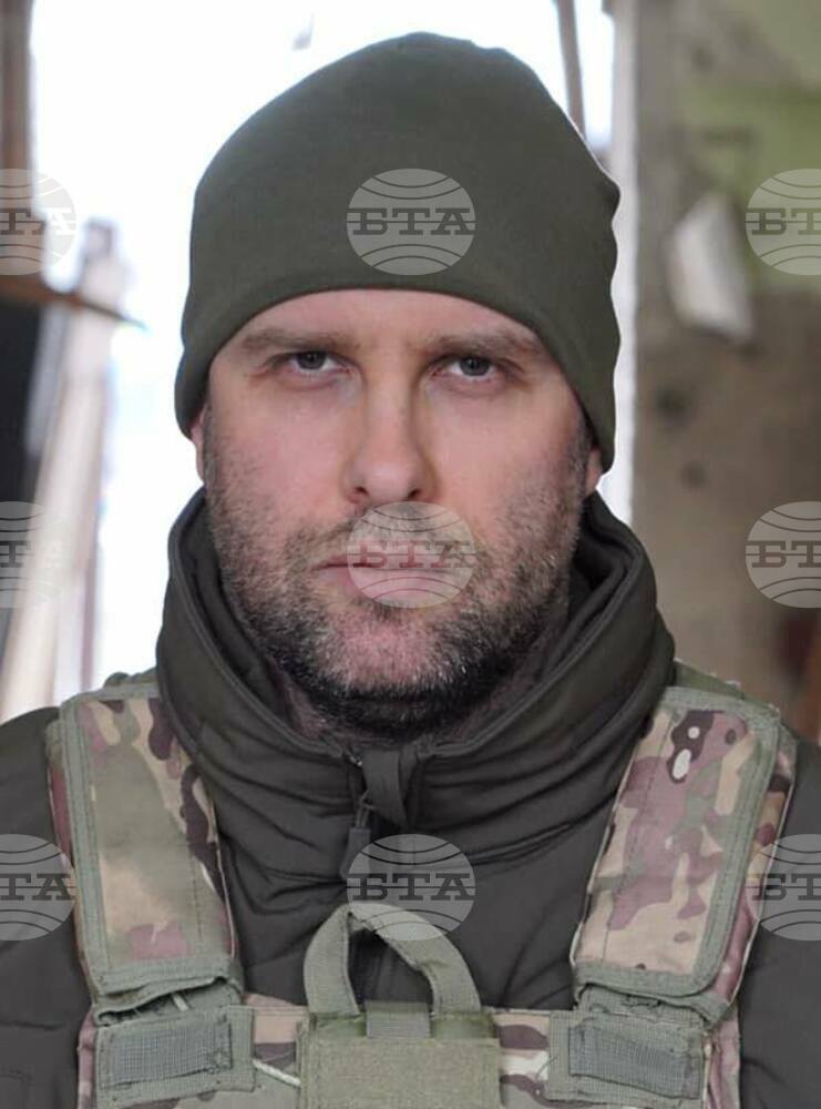 Най-малко 20 души са били намерени убити с огнестрелно оръжие в колите им в Североизточна Украйна, съобщи украински областен управител