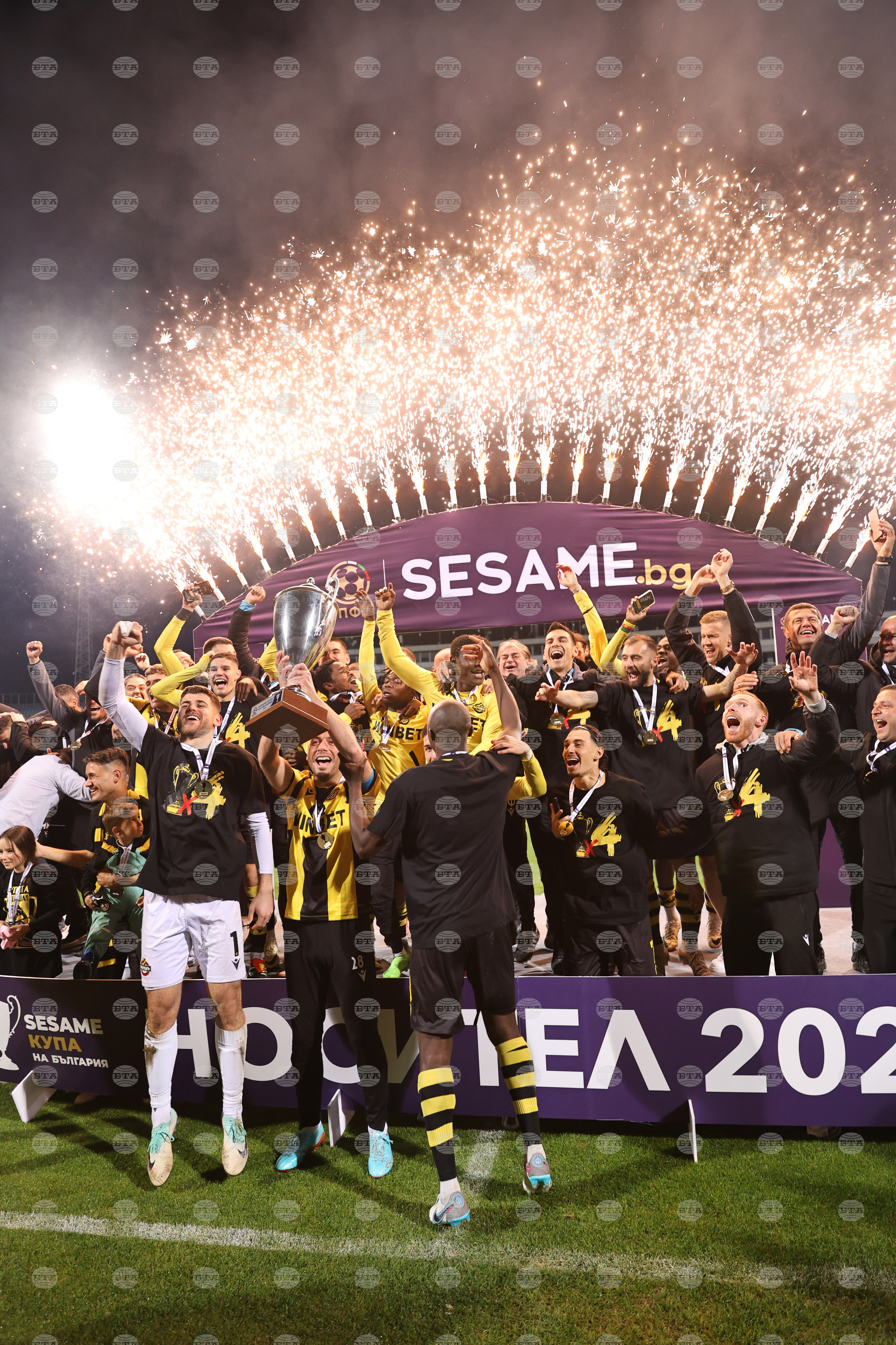 Футбол - Лудогорец - Ботев (Пловдив) - финал за купата на България