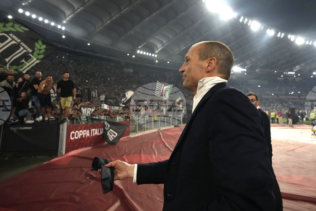 Масимилиано Алегри е фаворит да поеме отново Милан след края на сезона
