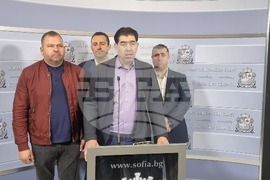 СОС - Иван Таков - брифинг