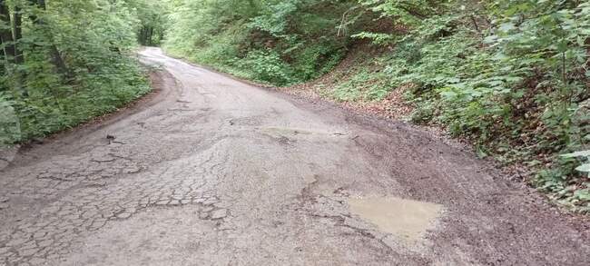 Общинските съветници ще решават дали Община Ябланица да кандидатства с проект за ремонт на пътя Гложене – Ябланица 