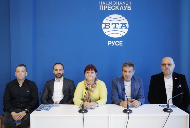 Партия "Има такъв народ" представи листата си с кандидати за народни представители в Русенско