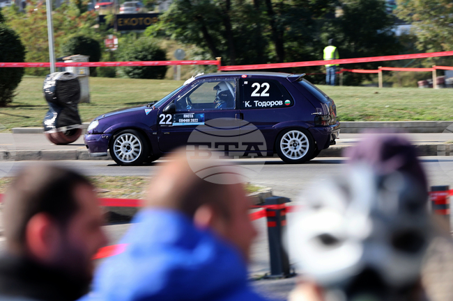 Автомобилно състезание - Национален шампионат на писта