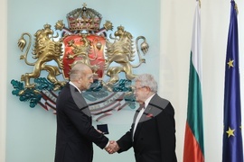 Президентство - Румен Радев - Почетен знак на президента - удостояване