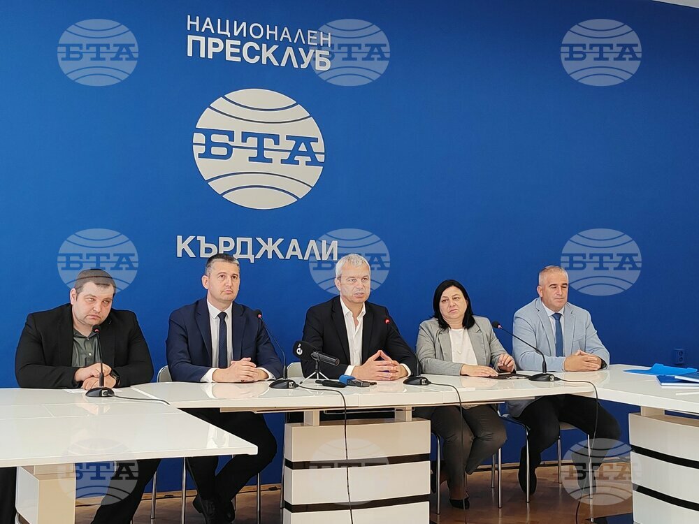 Евроатлантическият път на България е изчерпан, а страната има нужда от българско, а не евроатлантическо правителство, смята Костадин Костадинов