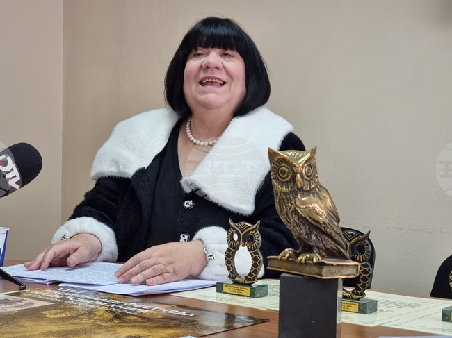 Директорът на регионалната библиотека в Сливен д-р Росица Петрова-Василева е номинирана за званието „Почетен гражданин"