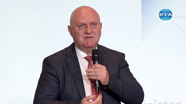 „Гугъл“ отпуска един милион долара за стипендии на млади учени в Института за компютърни науки, изкуствен интелект и технологии към СУ