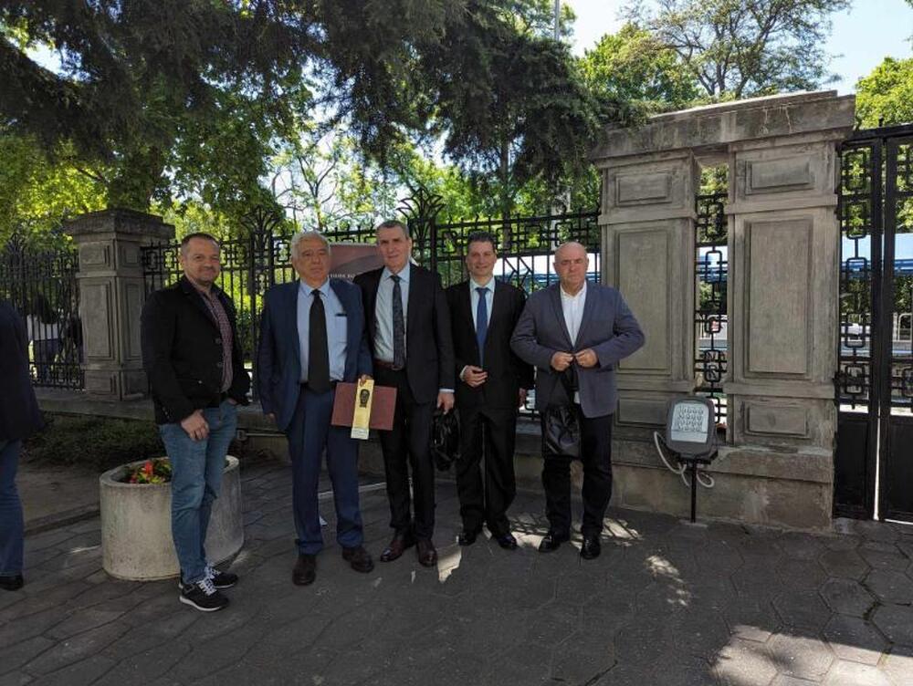 Преподавателят в Стопанския факултет на ЮЗУ „Неофит Рилски“ проф. д-р Ганчо Ганчев бе удостоен с академичната награда „Проф. Станчо Чолаков“ 