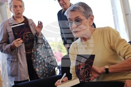 Вера Маринова - книга "Обръчите на Венера"