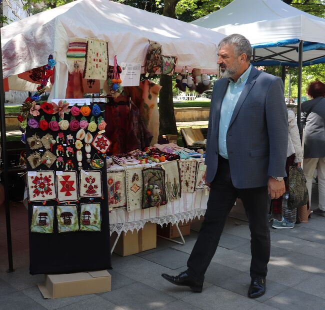 Областна администрация Русе: Откриха 19-тото Международно туристическо изложение „Уикенд туризъм“ в Русе 