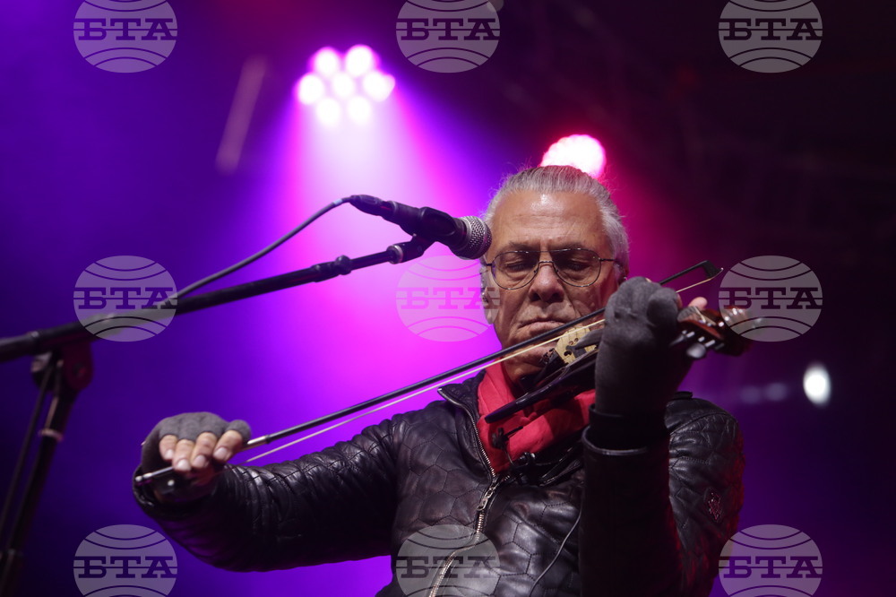 Троян - група „Фондацията“ - концерт