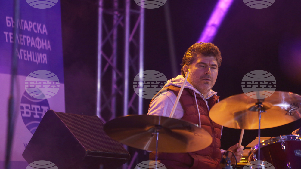 Троян - група „Фондацията“ - концерт