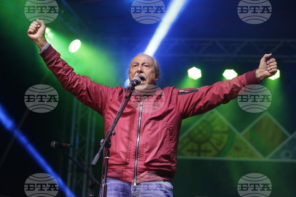 Троян - група „Фондацията“ - концерт