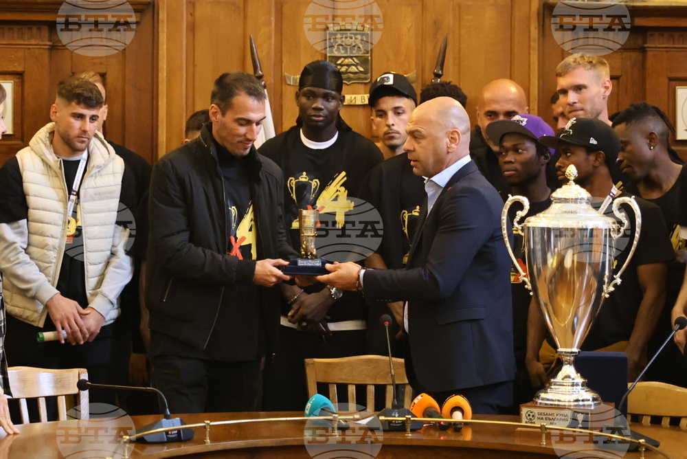 Пловдив - Празнично шествие и тържествена церемония - Ботев (Пловдив)