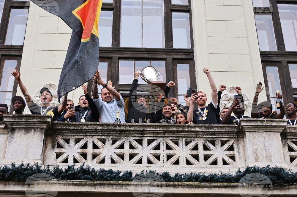 Пловдив - Празнично шествие и тържествена церемония - Ботев (Пловдив)