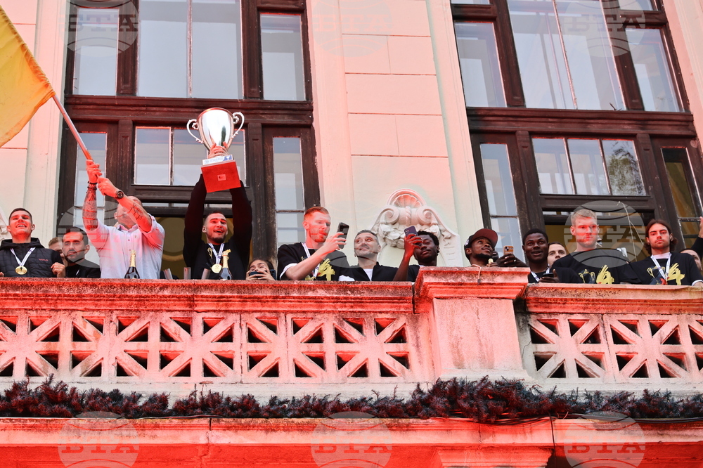 Пловдив - Празнично шествие и тържествена церемония - Ботев (Пловдив)