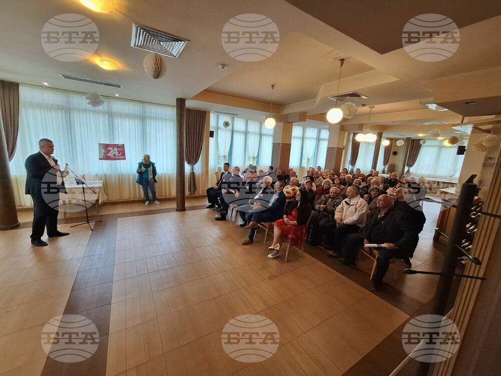 Хората в област Смолян заслужават някой да се бори за тях, според Емил Хумчев, водач на листата на „БСП за България“