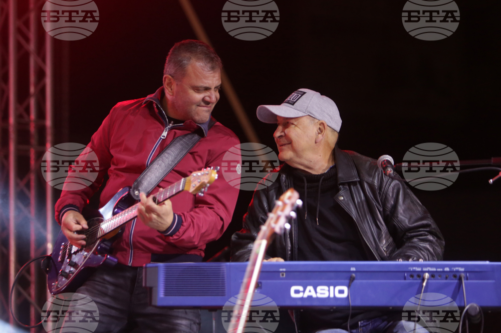 Троян - група „Фондацията“ - концерт