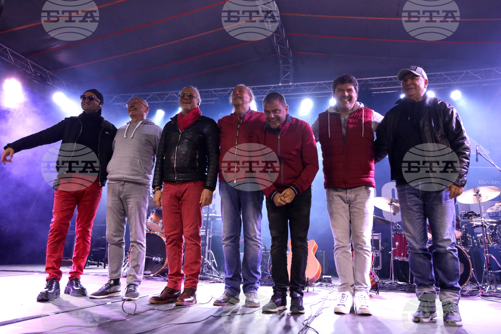 Троян - група „Фондацията“ - концерт