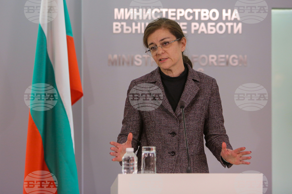 Busses, Cars from Ukraine Are Travelling to Bulgaria
