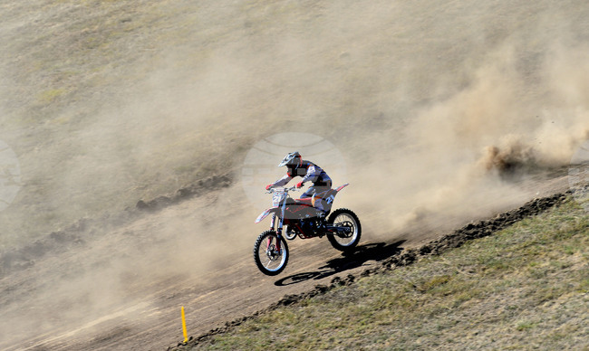 Моторист падна от 12-метрова скала край варненското село Дебелец