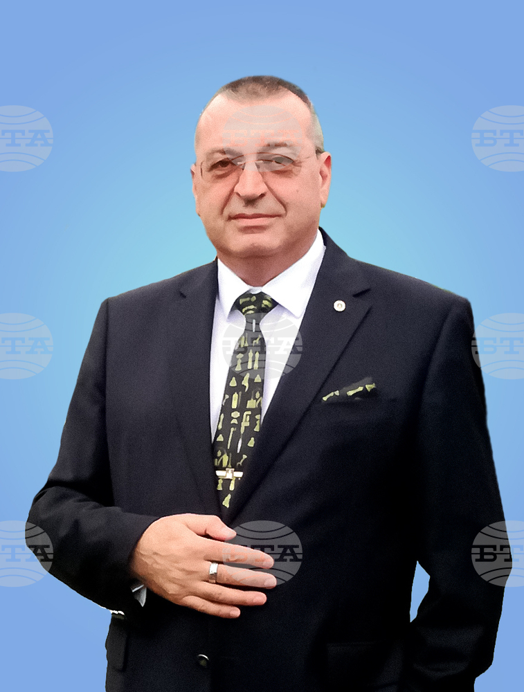 Интервю с ветеринарния лекар д-р Камен Милков е публикувано в новия брой на списание "Ветеринарна практика"