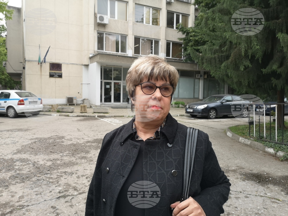 Барикадиралият се в Пловдив мъж разказал на адвоката си, че се е опитал да сложи край на живота си, но не успял и приел това като "знак на съдбата"