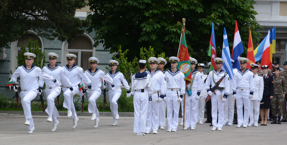 Община Варна: Заместник-кметът Илия Коев отбеляза Деня на курсантското управление