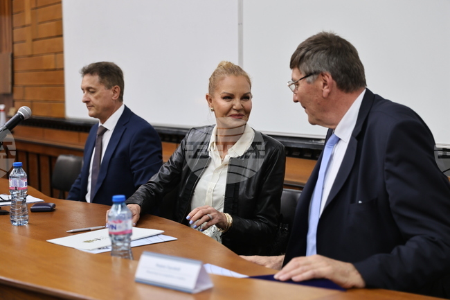 Пловдив - Посещение в Пловдивския университет