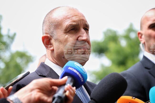 Бургас - Румен Радев - брифинг