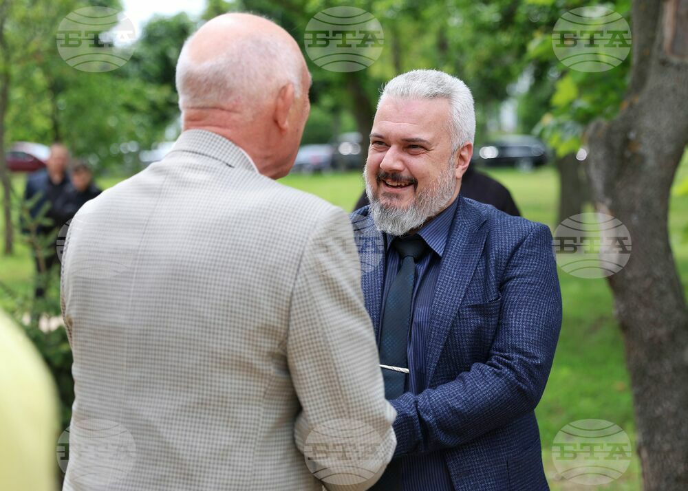 Бургас - университет "Проф. д-р Асен Златаров“ - Румен Радев - посещение