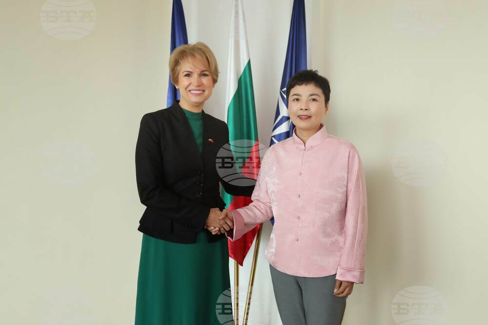 China's First Female Ambassador to Bulgaria Presents Credentials to Foreign Ministry